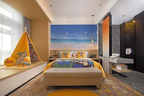 Deluxe Family Kids Room