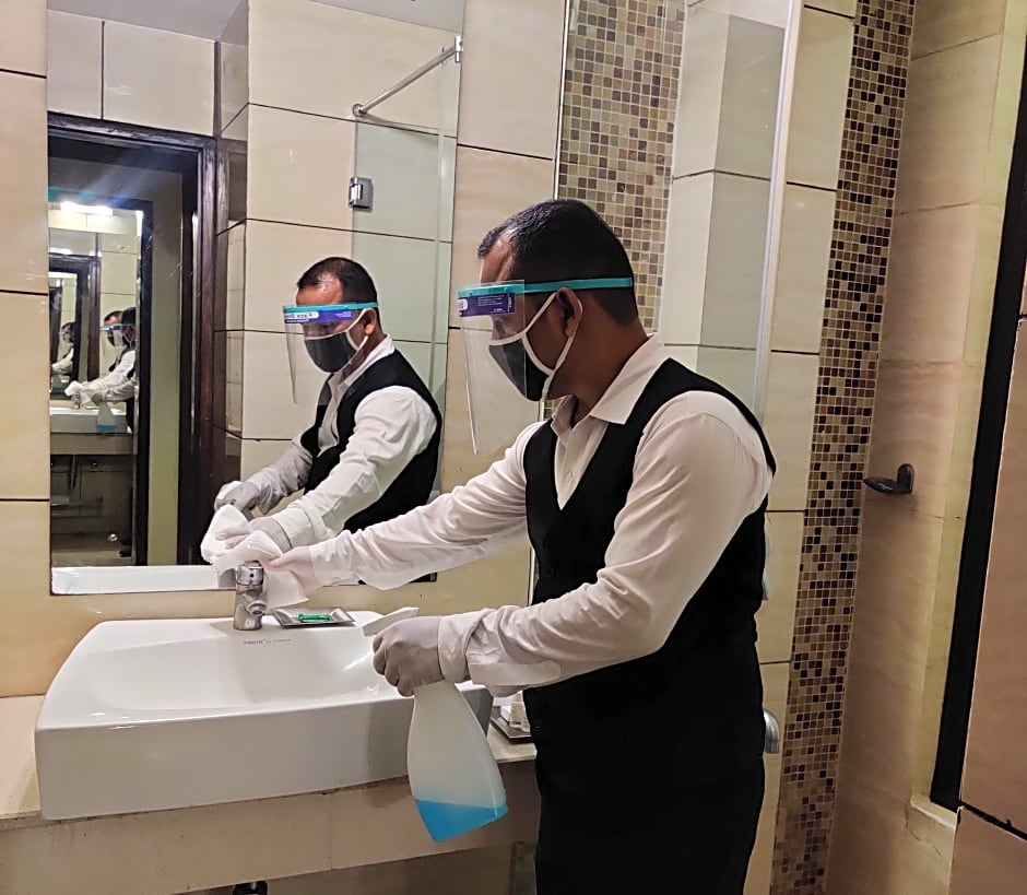 Hotel DS Clarks Inn Gurgaon