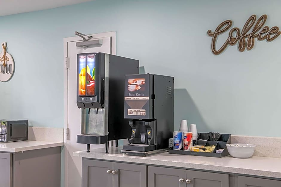 Motel 6 Macon, GA I 475