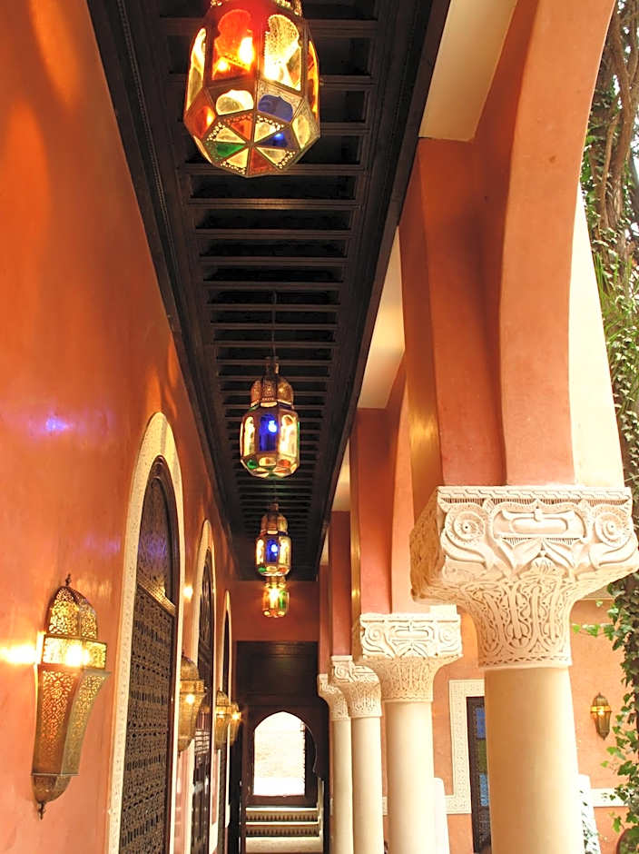 Riad Le Perroquet Bleu Suites & Spa