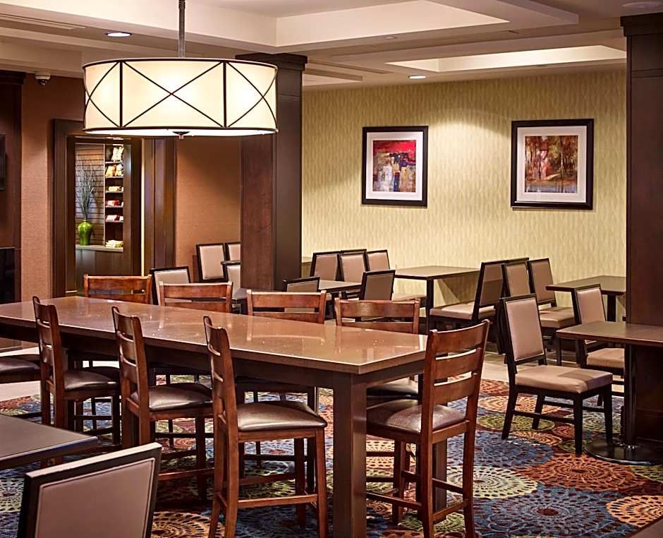 Holiday Inn Express & Suites Timmins by IHG