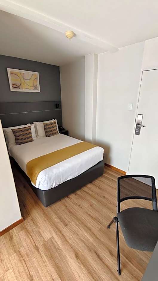THE Pretoria Hotel