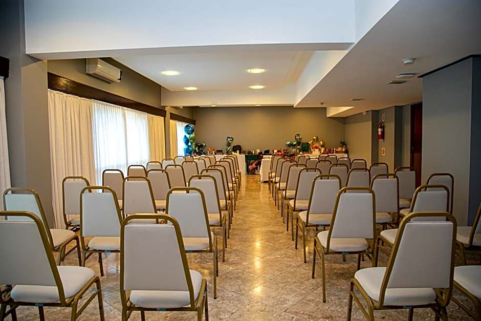 Plaza Blumenau Hotel