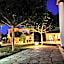 Elanthi Village Apartments