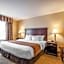 Comfort Inn & Suites McMinnville Wine Country