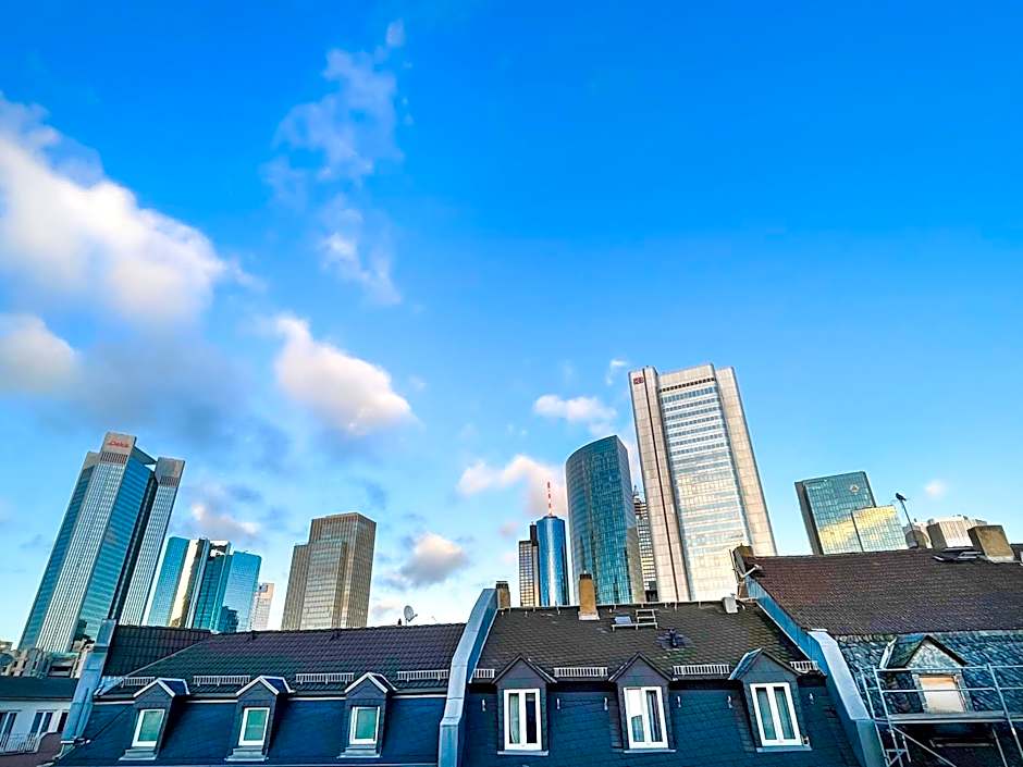 City Hotel West Frankfurt City Centre