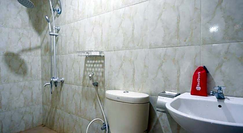 RedDoorz Plus @ Hotel Srikandi Kendari
