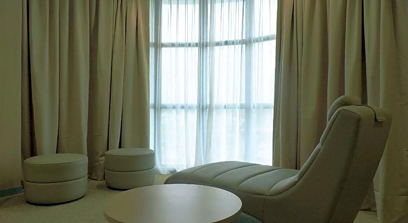 Hotel No.5