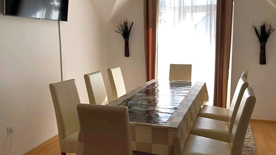 Rita-Vár Szálláshely