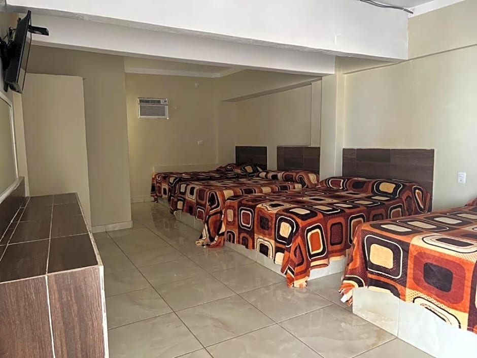 Hotel MARU Pool & Events