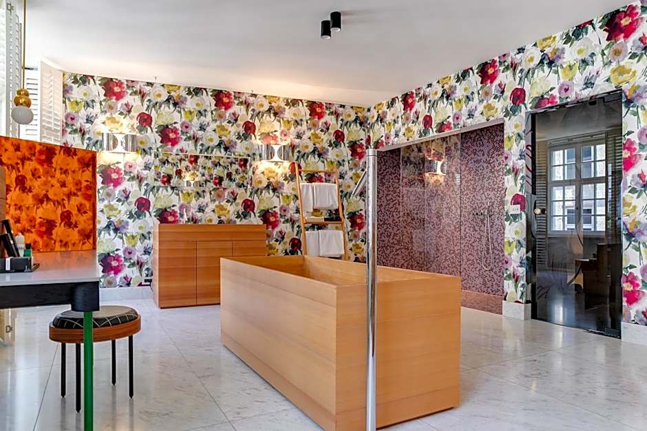 Small Luxury Hotel De Witte Lelie