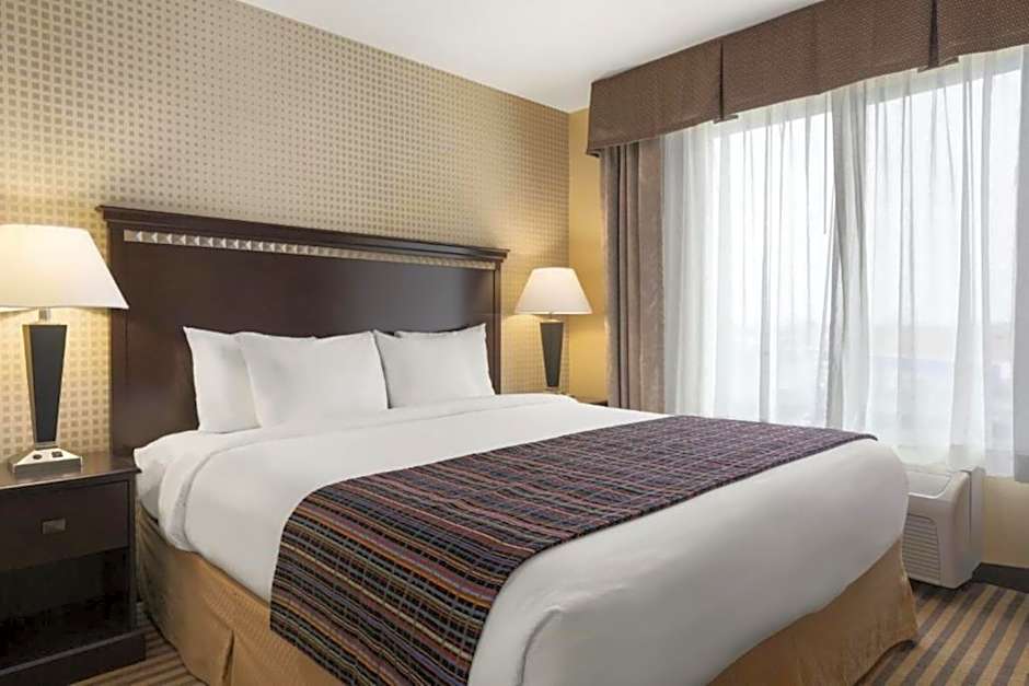 University Hotel Davis Area by IHG