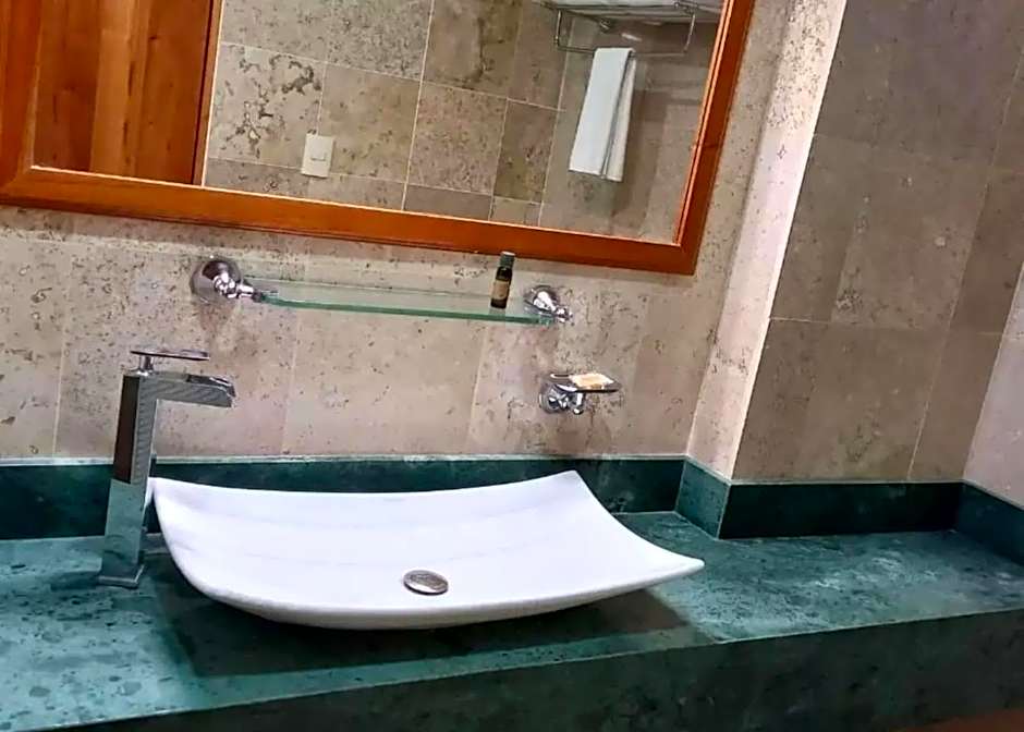 Cancun International Suites