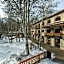 GetAways at Olympic Village Inn
