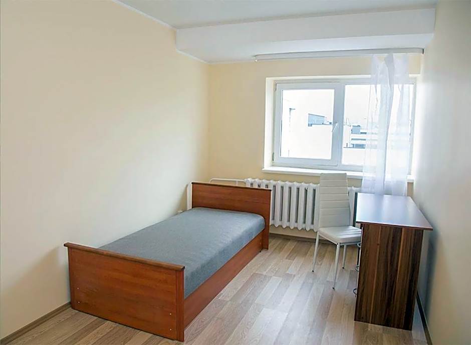 Bright & Peaceful Room Near Old Town