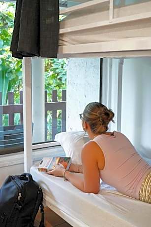 4 Share Ensuite Space