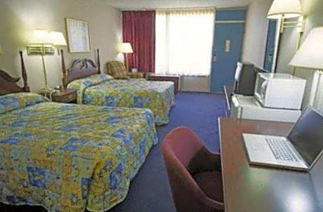 Double Room with Two Double Beds - Non-Smoking