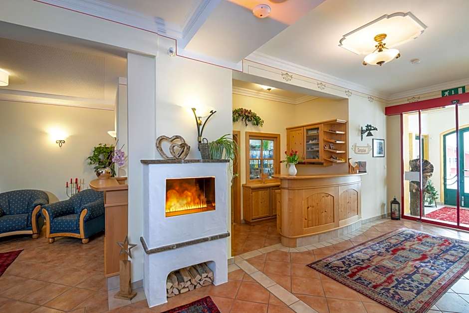 Hotel & Appartement Auerhahn