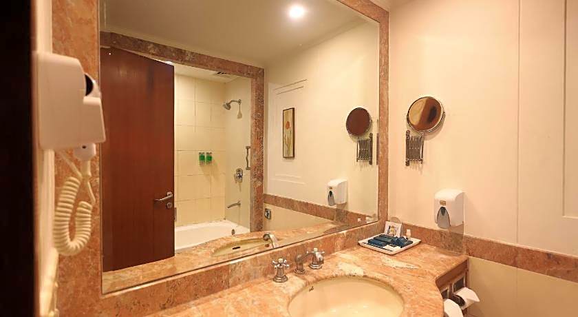 Savoy Suites Noida Delhi N.C.R.