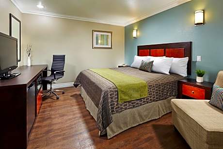American Inn Downey