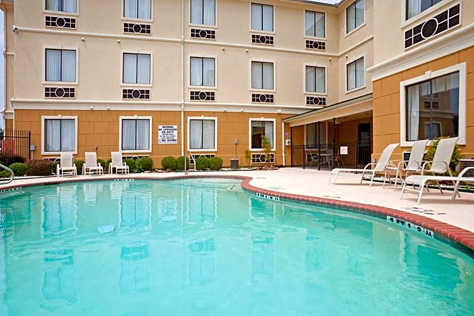 Holiday Inn Express Hotel & Suites Mount Pleasant By IHG