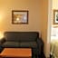 Days Inn & Suites by Wyndham Bridgeport - Clarksburg