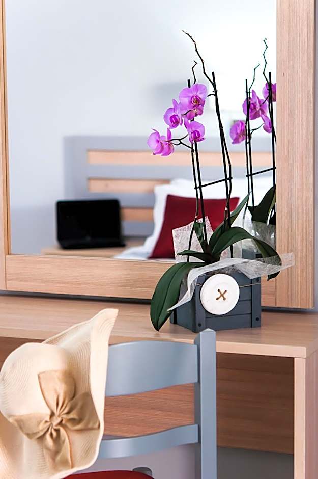 Hera Zakynthos Hotel