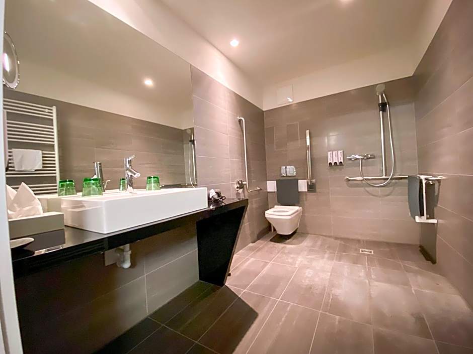 Blackhome Graz I contactless check-in