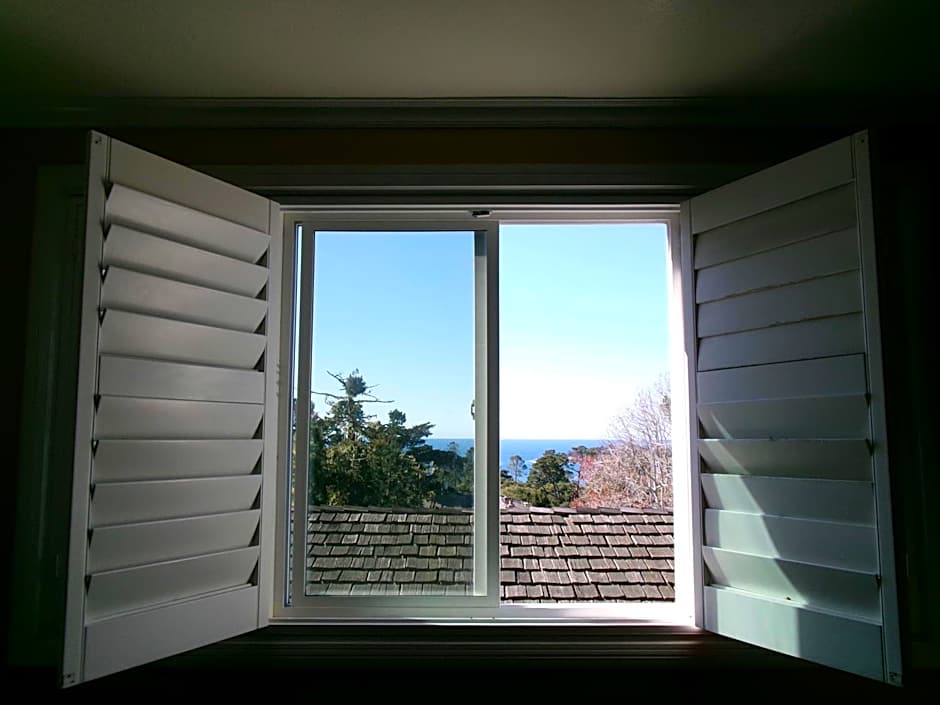 Carmel Wayfarer Inn