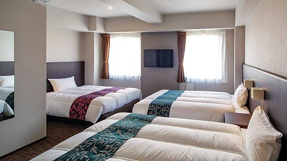 Kyoto City Gardens Hotel – Kyoto, IL
