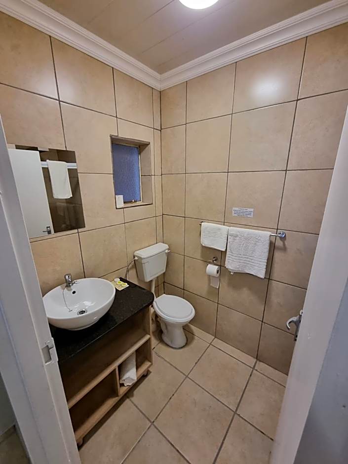 Barons Galley & Lodge