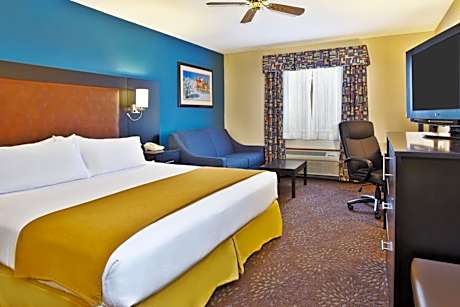 Standard King Room with Sofa Bed