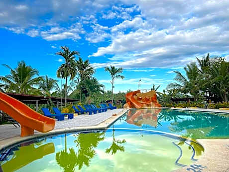 Relaxing Garden Resort