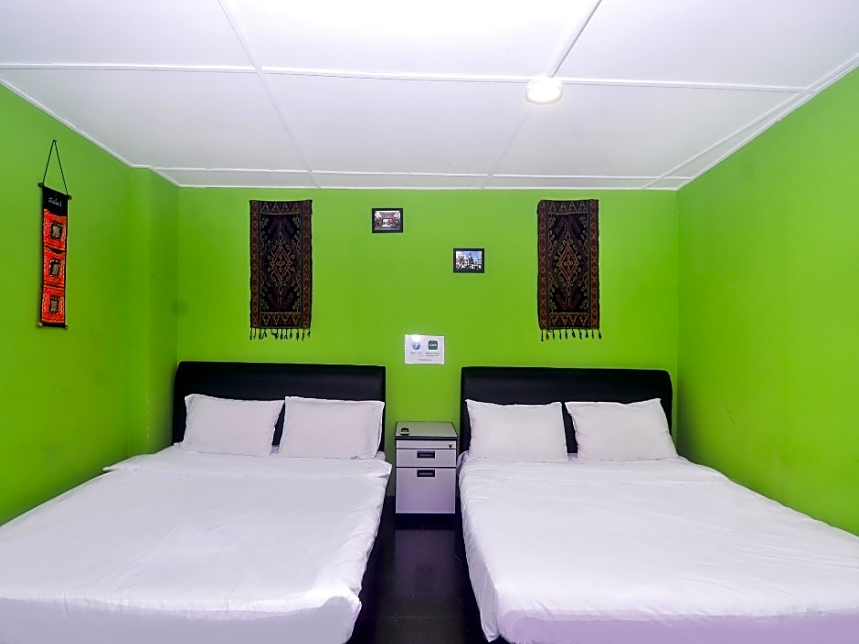 SPOT ON 89929 Tropical Lodge