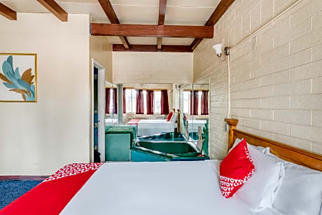 King Bed Non-Smoking