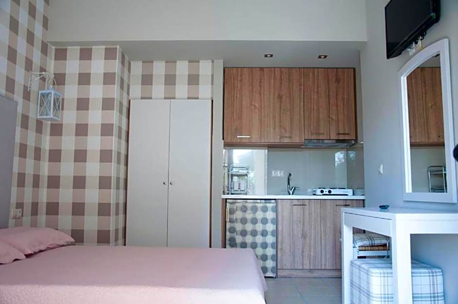 Ariadnes Holiday Accommodation