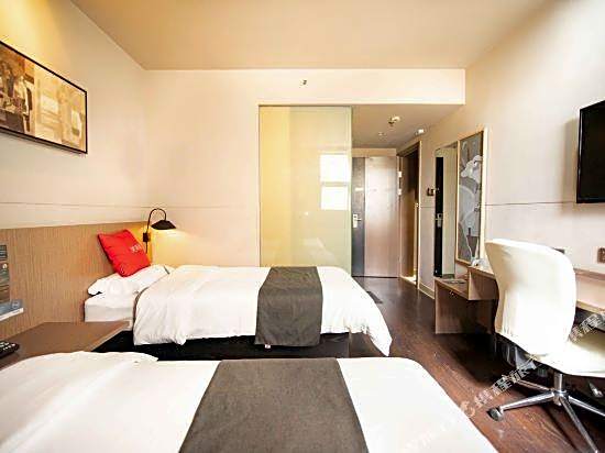 Thank Inn Shanghai Jiading Jinsha Road