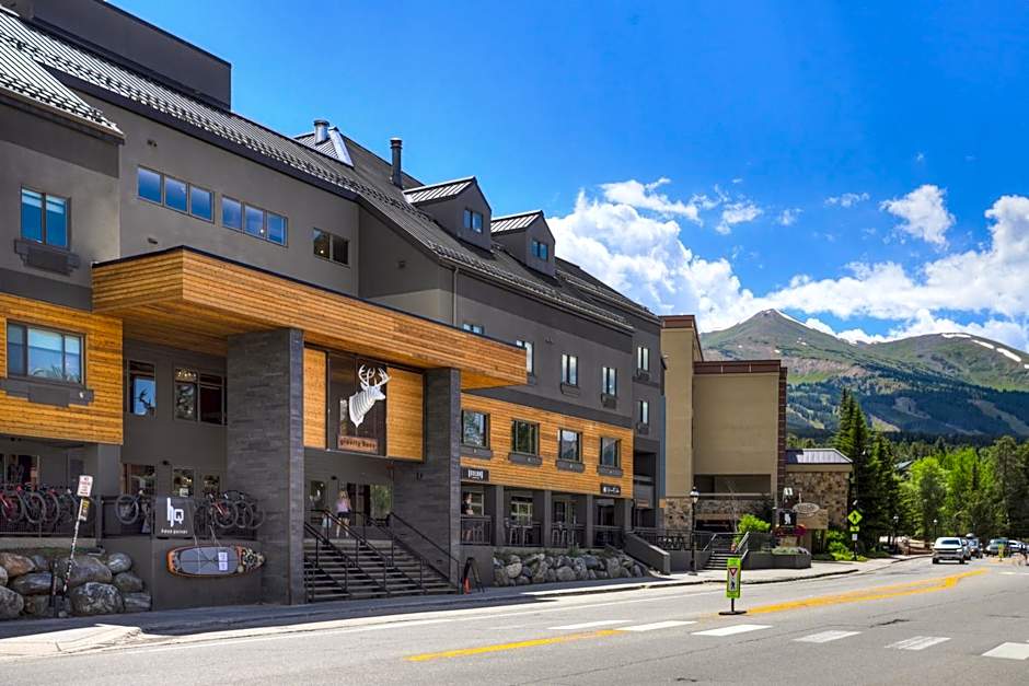 Gravity Haus Breckenridge