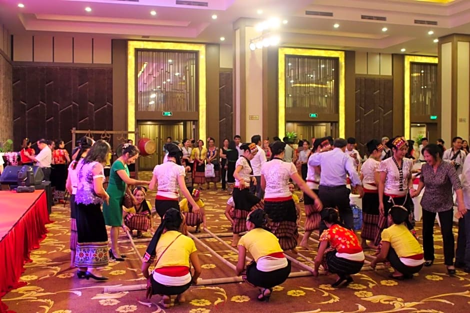 Muong Thanh Con Cuong Hotel