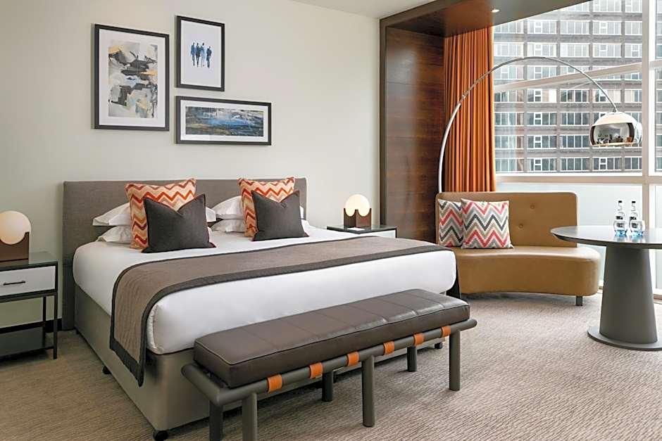 Photo 1 of 4 of Superior 1 King Bed or 2 Beds, River View
