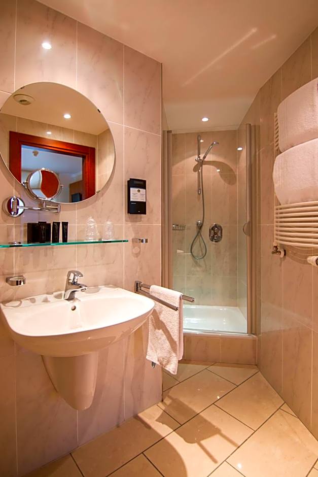 Best Western Plus Grand Hotel Victor Hugo