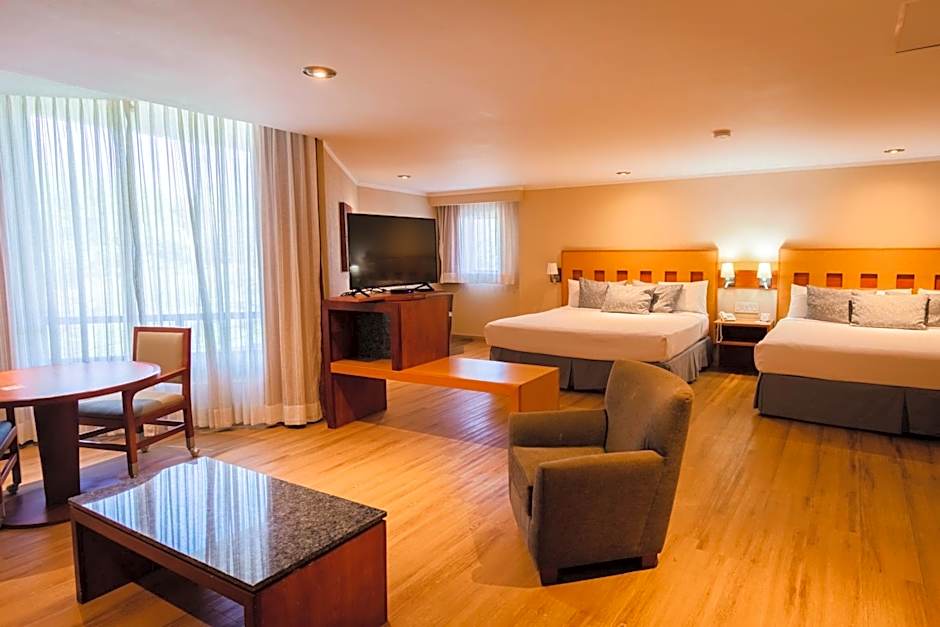 Hotel Mirabel