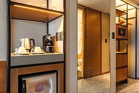 Twin Room with View