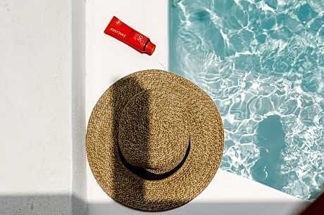 Amphitrite Suites Santorini