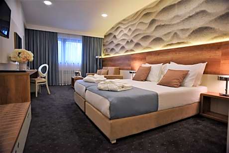 Hotel Santiny