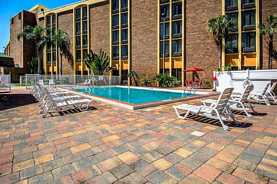 Comfort Inn & Suites Kissimmee By the Parks
