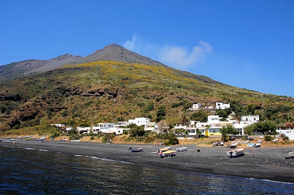 Hotel Ossidiana Stromboli Center