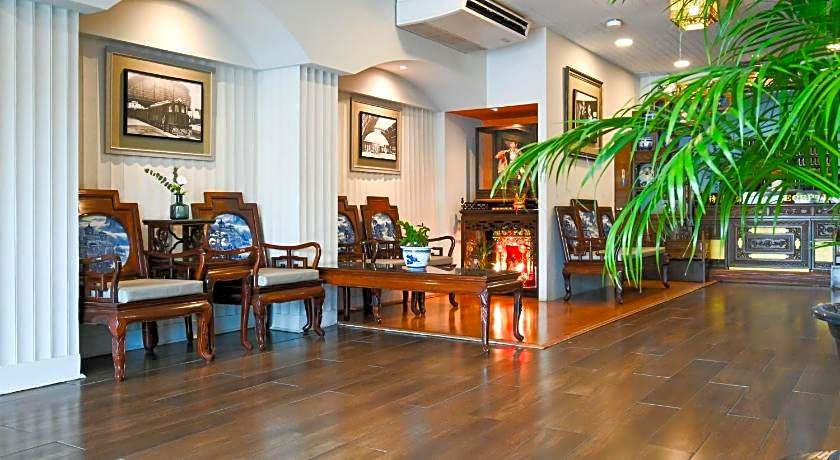 The Krungkasem Srikrung Hotel