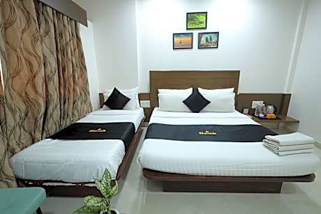 Comfort Triple Room