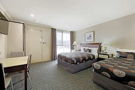 Executive Triple Room - Non Smoking